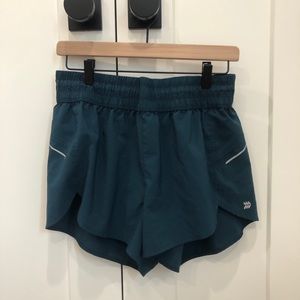 all in motion running shorts
